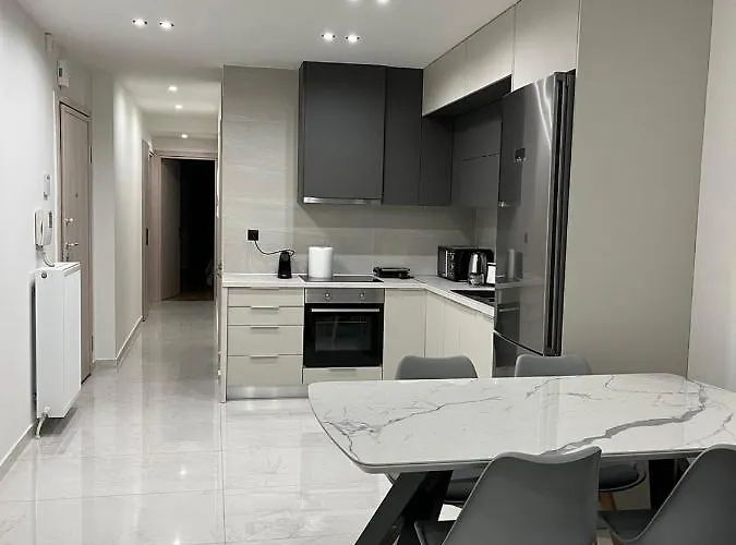 Sofmare City Apartment